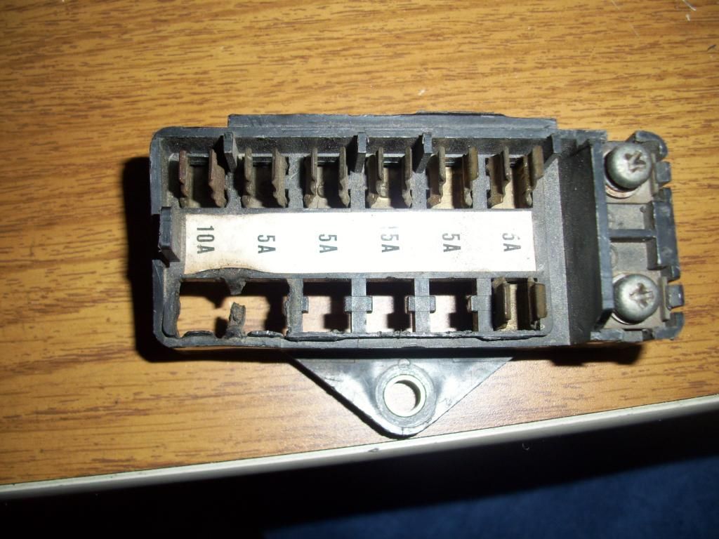 GL1100 no power to headlight - Steve Saunders Goldwing Forums 1983 honda goldwing fuse box for 
